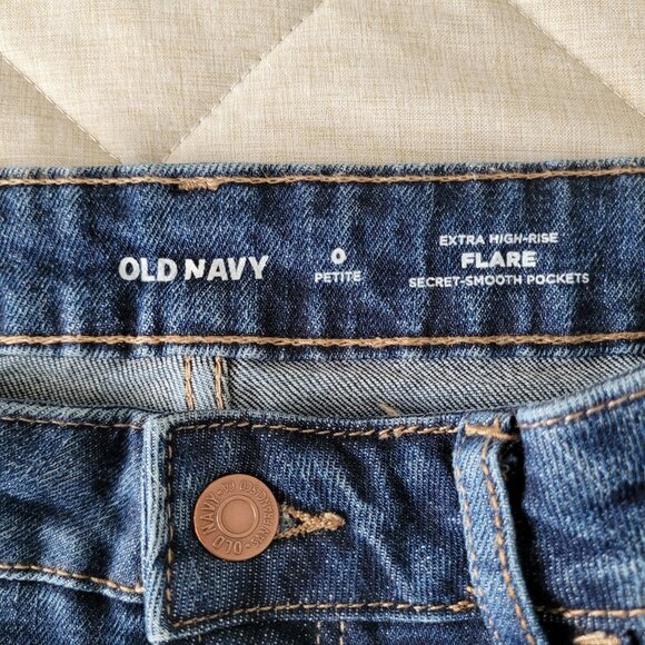 Old Navy Flare Jeans sz 0 Petite - Picture 5 of 6